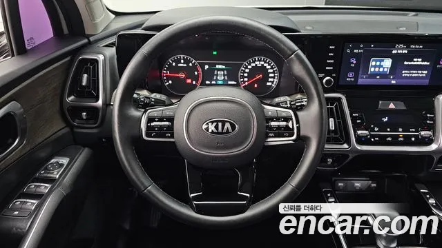 Kia Sorento — фото 13