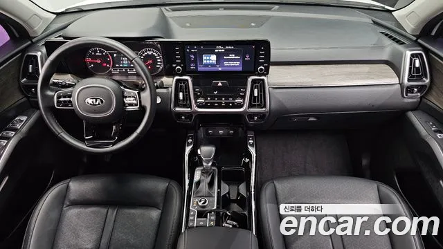 Kia Sorento — фото 7