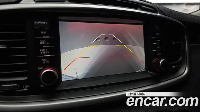 Kia Sorento — фото 14