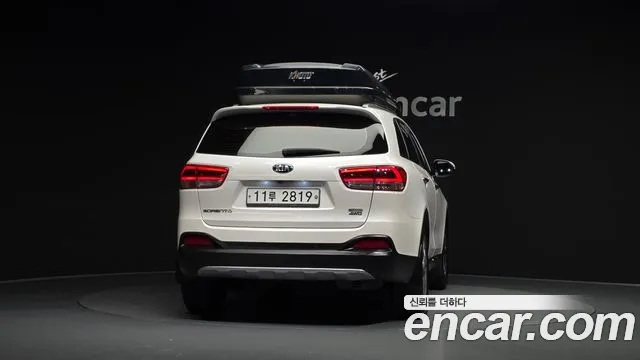 Kia Sorento — фото 3