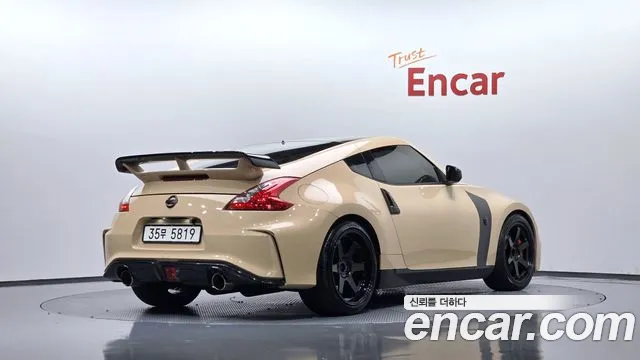 Nissan 370Z — фото 1