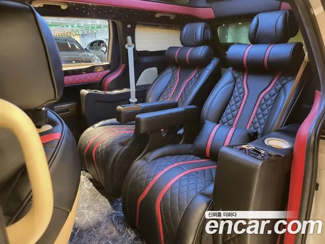 Kia Carnival — фото 11