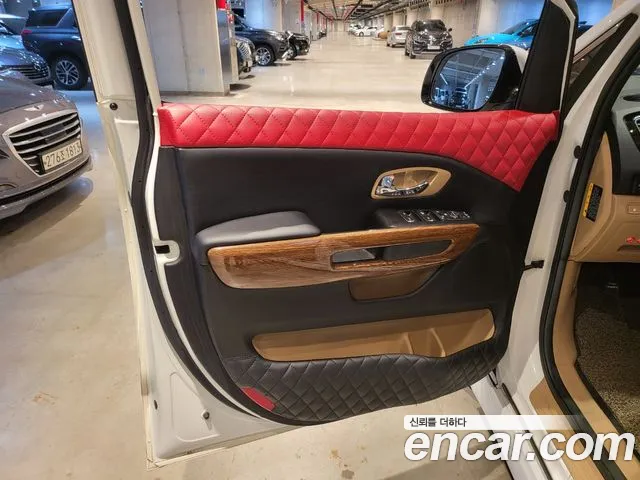 Kia Carnival — фото 20