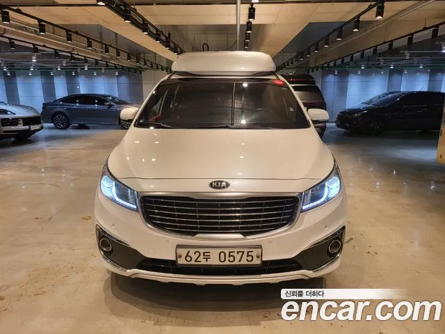 Kia Carnival — фото 2
