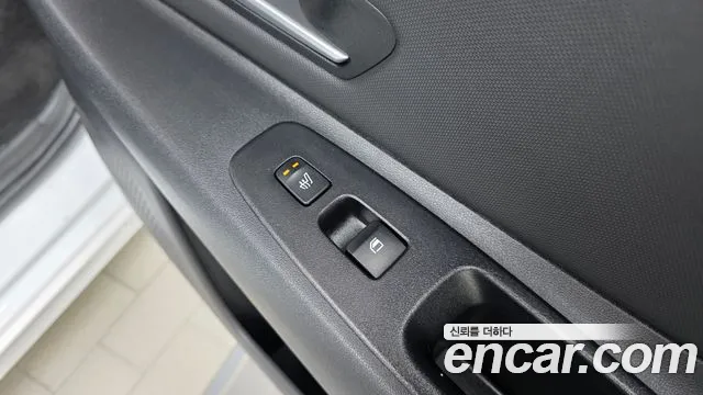 Hyundai Avante — фото 19