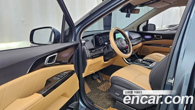 Kia Carnival — фото 10