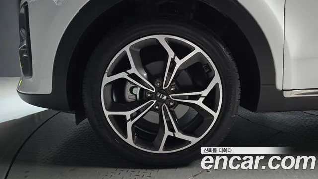 Kia Sportage — фото 5