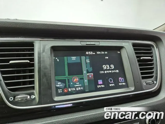 Kia Carnival — фото 13