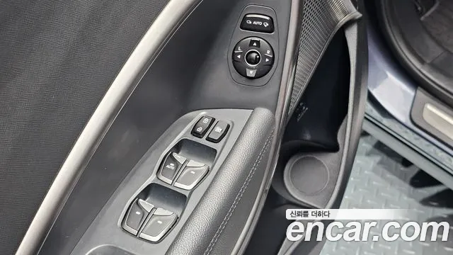 Hyundai Santa Fe — фото 18