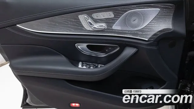 Mercedes-Benz AMG GT — фото 15