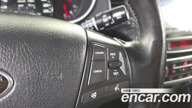 Kia Sorento — фото 17