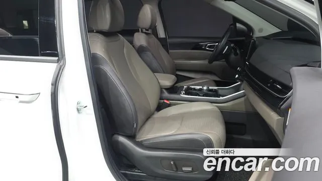 Kia Carnival — фото 11