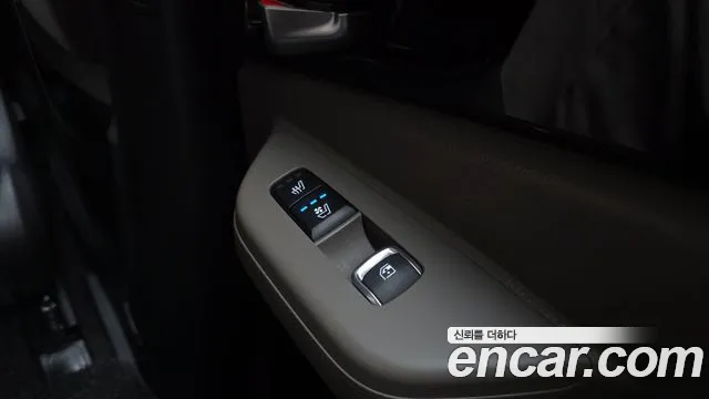Kia Carnival — фото 19