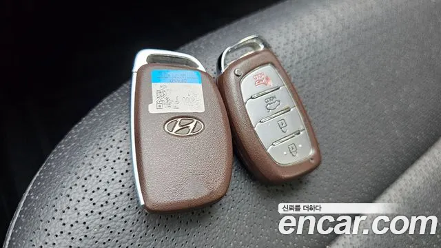 Hyundai Avante — фото 19