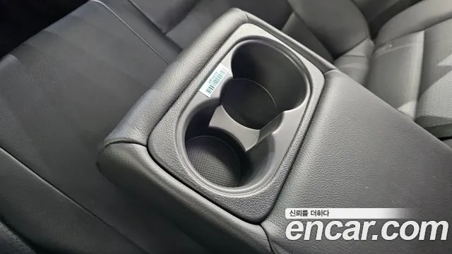 Hyundai Avante — фото 31