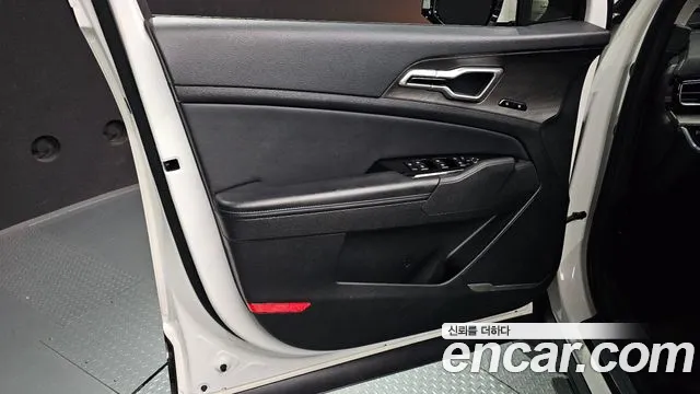 Kia Sportage — фото 24