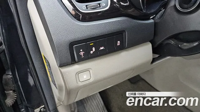 Kia Carnival — фото 27