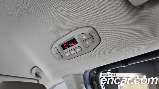 Kia Carnival — фото 28