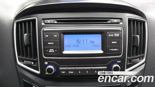Hyundai Starex — фото 15