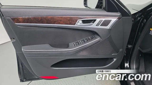 Hyundai Genesis — фото 24