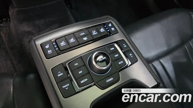 Hyundai Genesis — фото 31