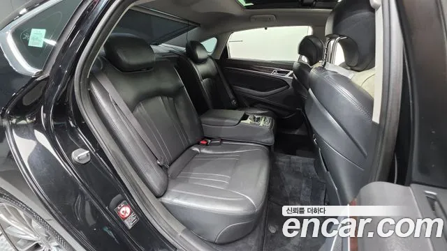 Hyundai Genesis — фото 32
