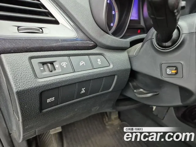 Hyundai Santa Fe — фото 16