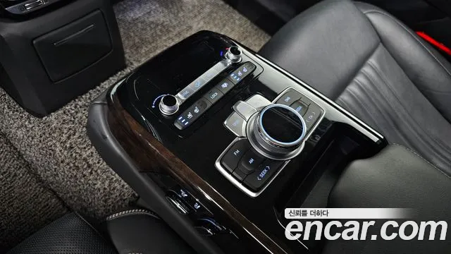 Genesis G90 — фото 18