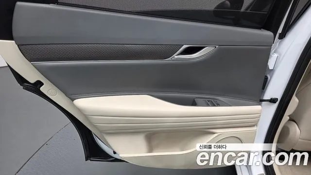 Genesis G80 — фото 25