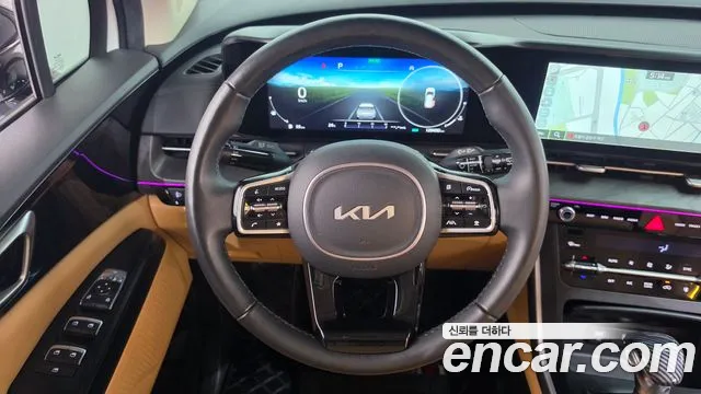 Kia Carnival — фото 13