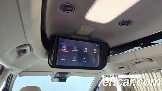 Kia Carnival — фото 16