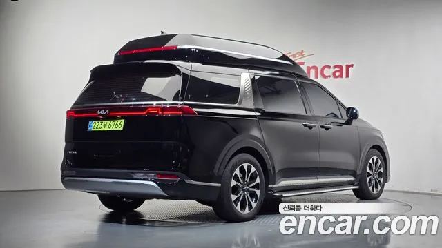 Kia Carnival — фото 2