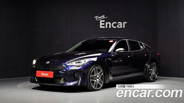 Kia Stinger — фото 1