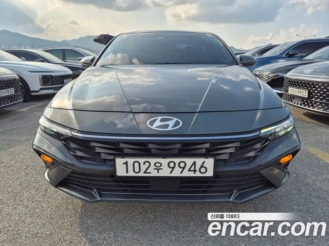 Hyundai Avante — фото 1