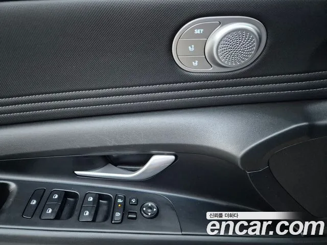 Hyundai Avante — фото 16