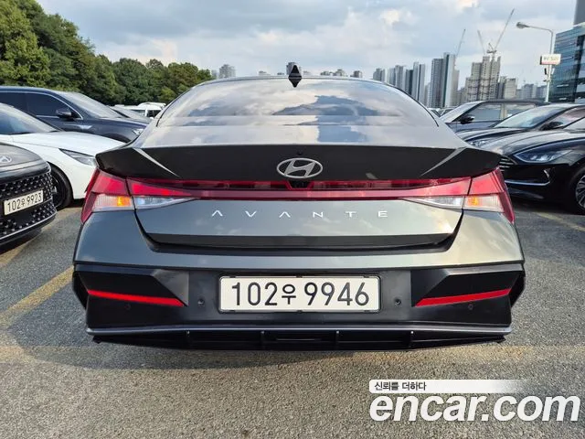 Hyundai Avante — фото 5