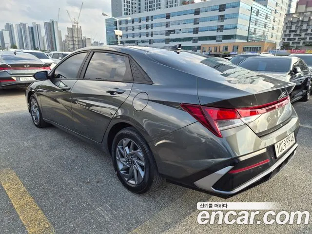 Hyundai Avante — фото 6