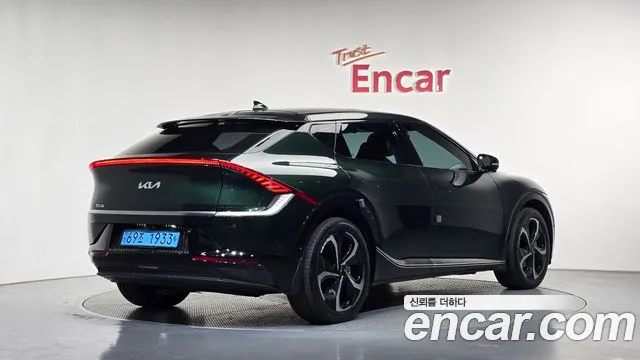 Kia EV6 — фото 2