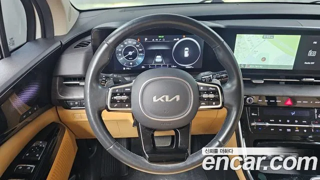 Kia Carnival — фото 12