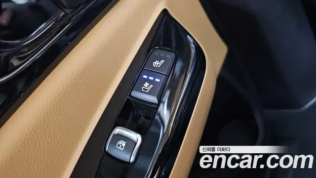 Kia Carnival — фото 19
