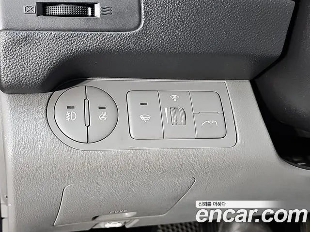 Hyundai Starex — фото 17