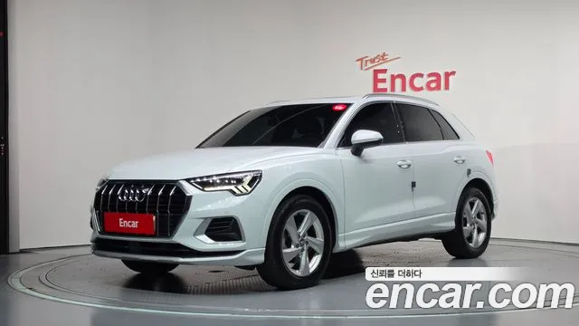 Audi Q3 — фото 1