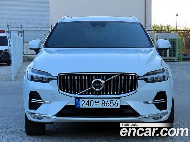 Volvo XC60 — фото 2
