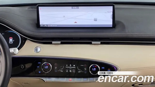 Genesis GV70 — фото 14