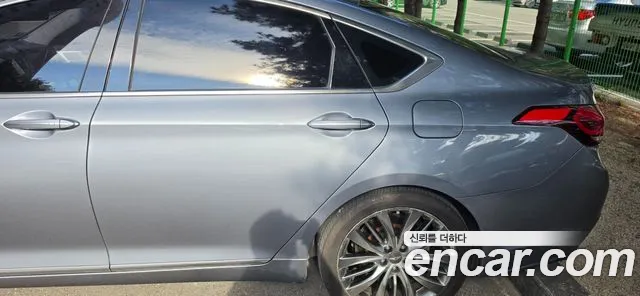 Hyundai Genesis — фото 17
