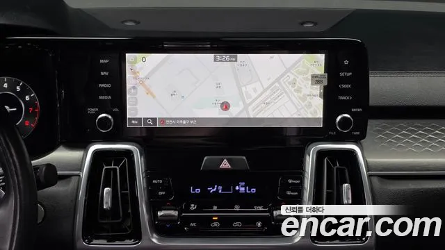 Kia Sorento — фото 14