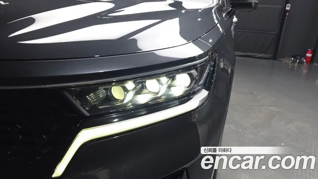Kia Sorento — фото 22