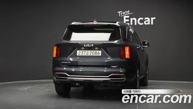 Kia Sorento — фото 4