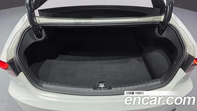 Hyundai Grandeur — фото 19