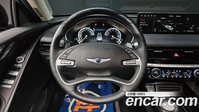 Genesis G80 — фото 13